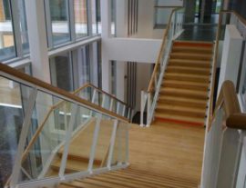 escalier_metallique_marches_bois